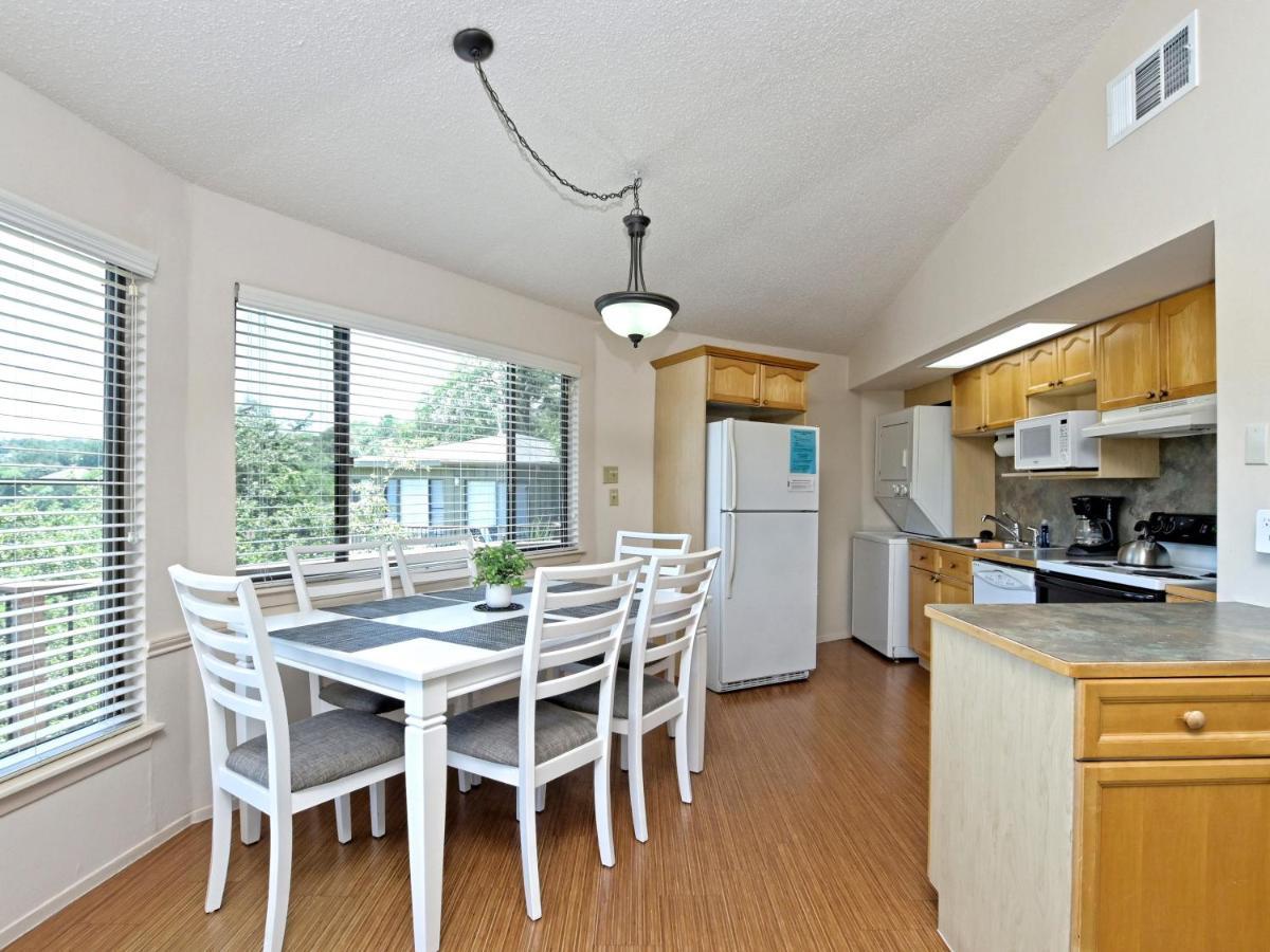Lakefront Bungalow With Community Poolhot Tub #3 Lakeway Bagian luar foto